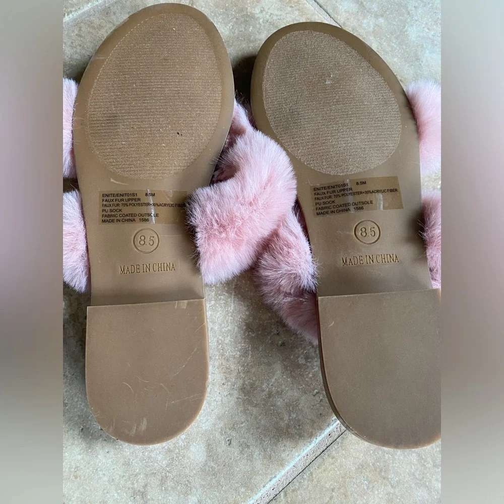 Pink Fluffy Sandals - Picture 2 of 4